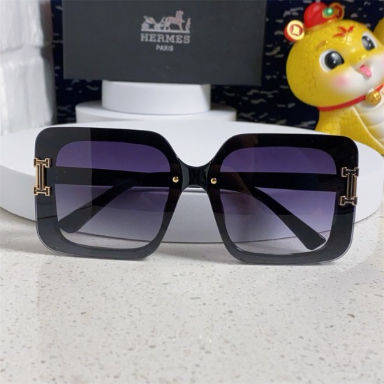 Hermes Sunglasses for Men and Women Square Large Frame Sunshade and UV Protection Hermes Sunglasses for Men and Women Square Large Frame Sunshade and UV Protection